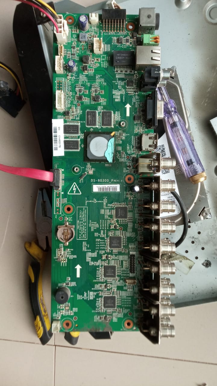 Servis DVR 16CH Hikvision